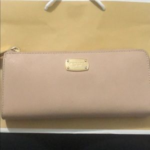 Michael Kors wallet